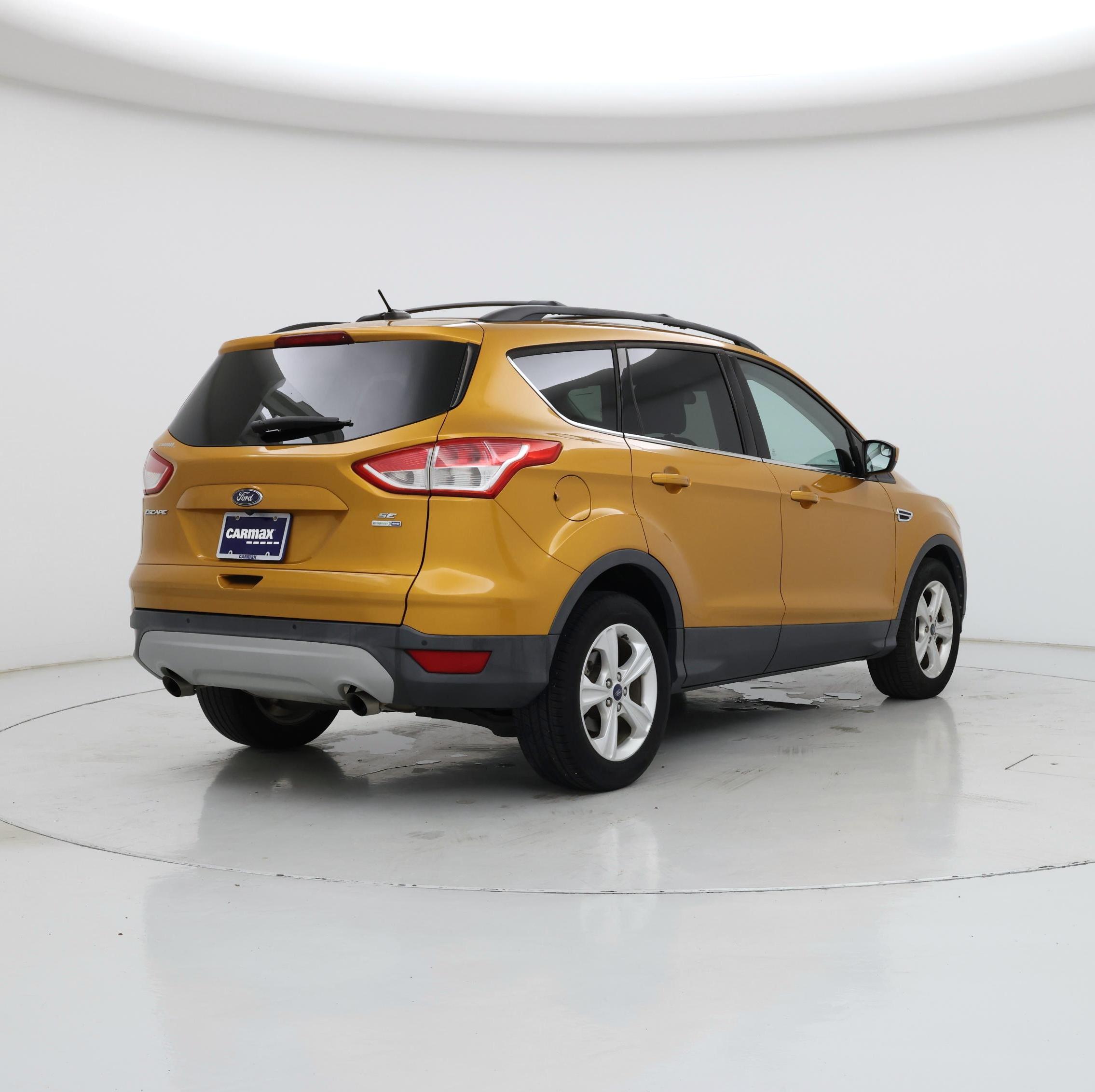 Thumbnail: 2016 Ford Escape - 8