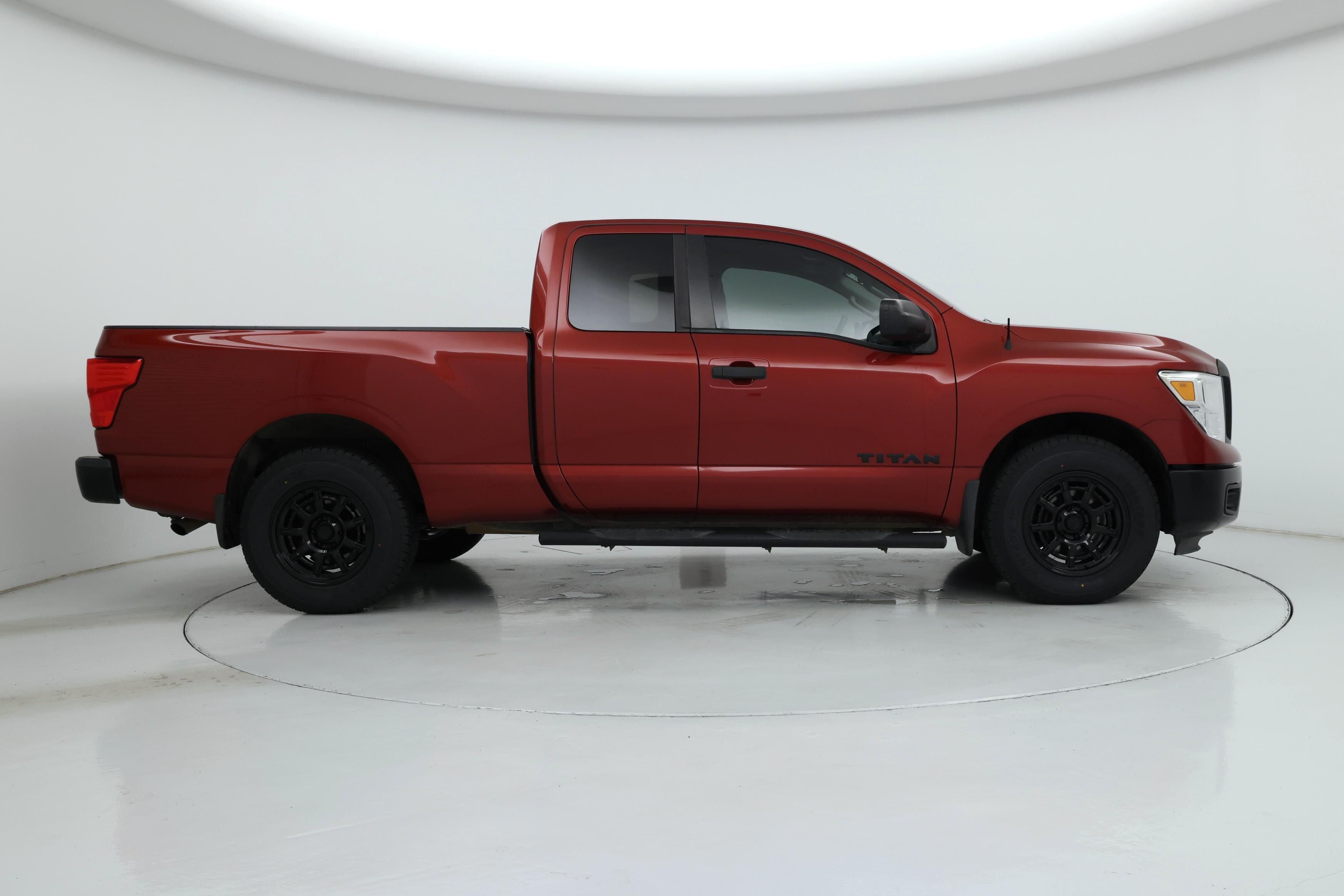 Thumbnail: 2018 Nissan Titan - 7