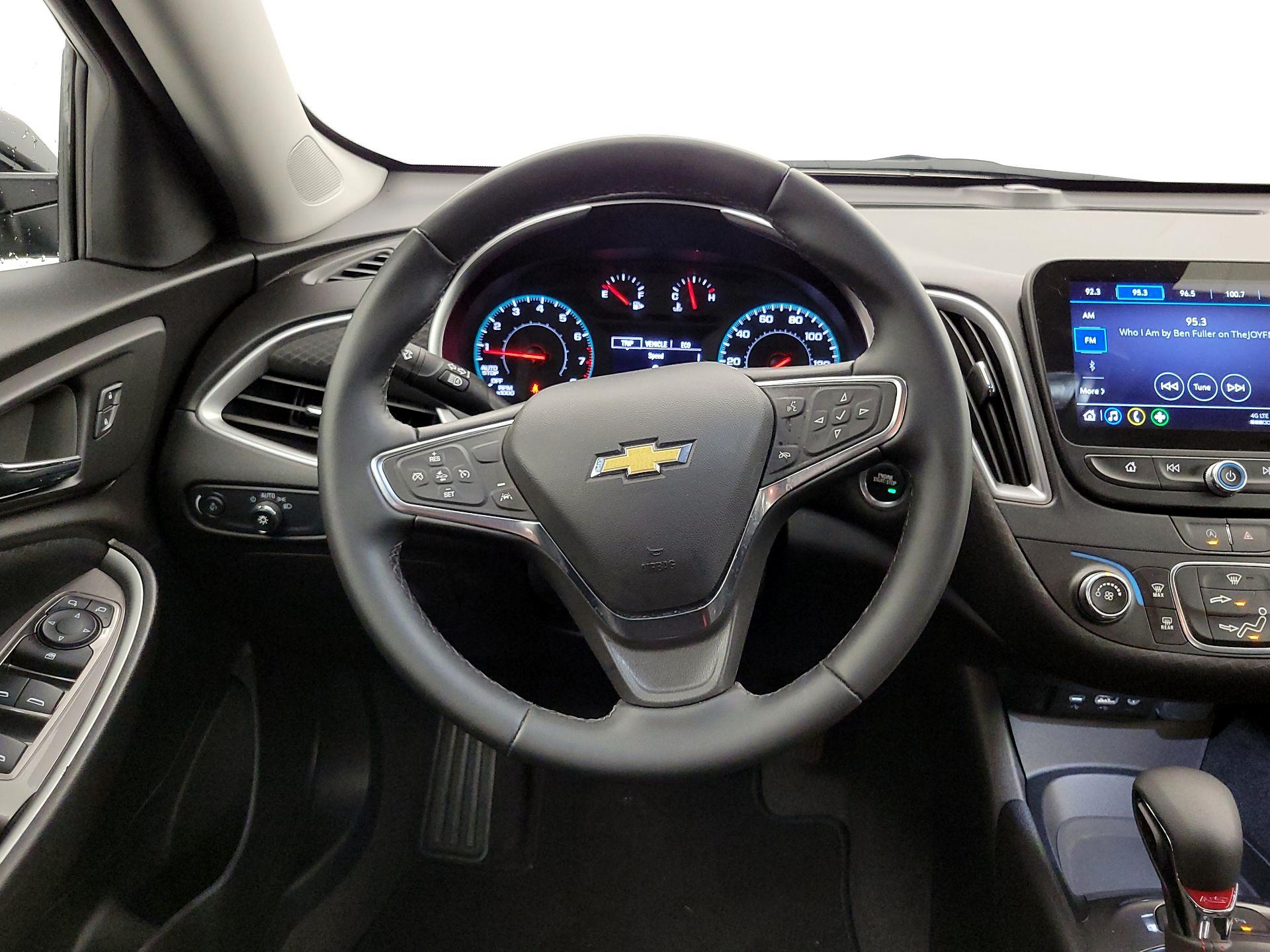 Thumbnail: 2024 Chevrolet Malibu - 10