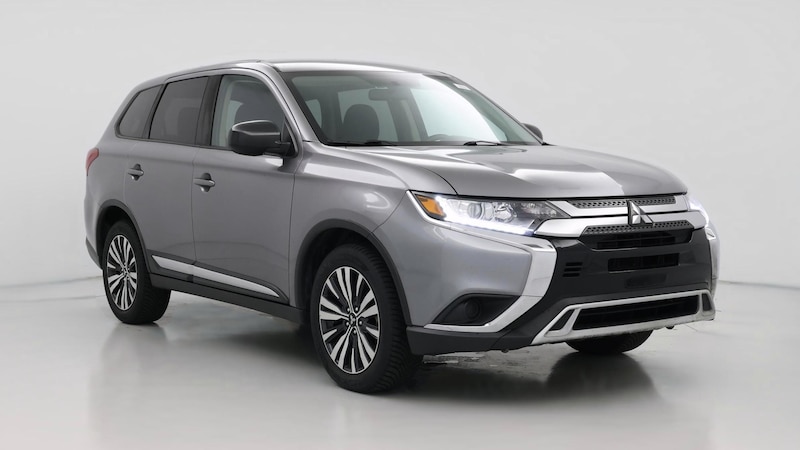 2020 Mitsubishi Outlander ES Hero Image