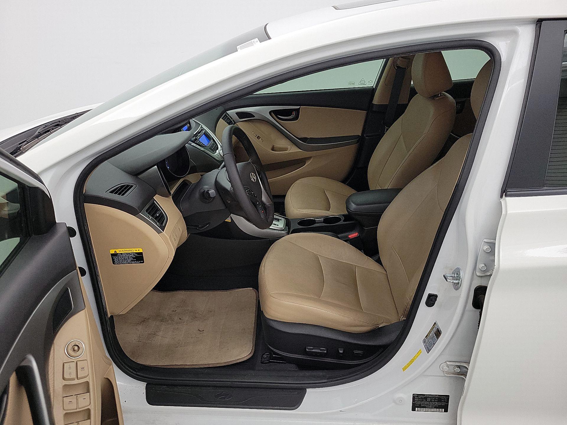 Thumbnail: 2013 Hyundai Elantra - 11