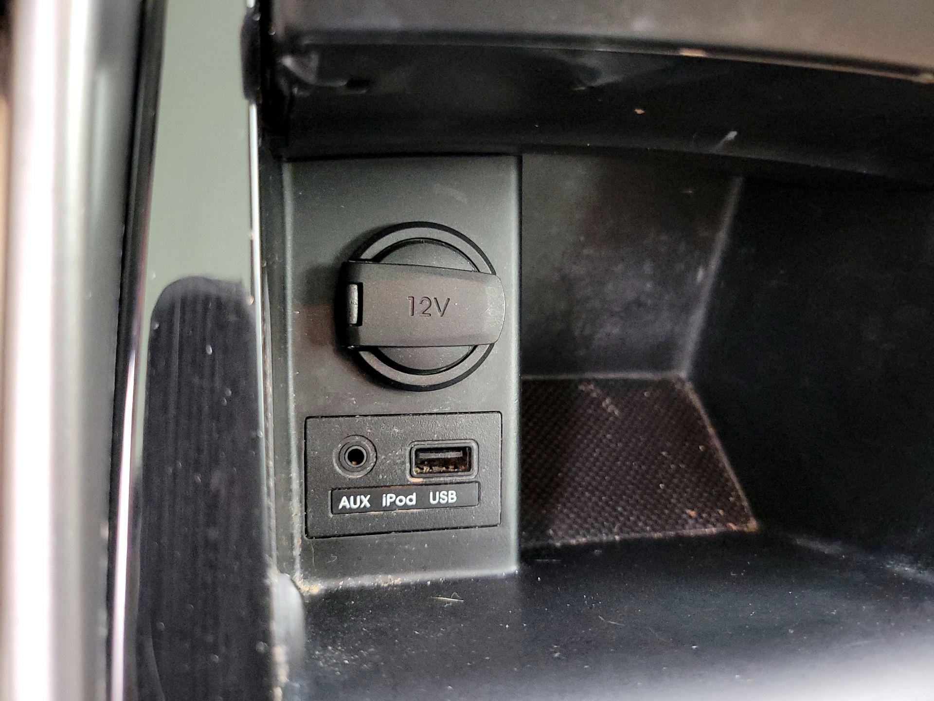 Thumbnail: 2013 Hyundai Elantra - 17