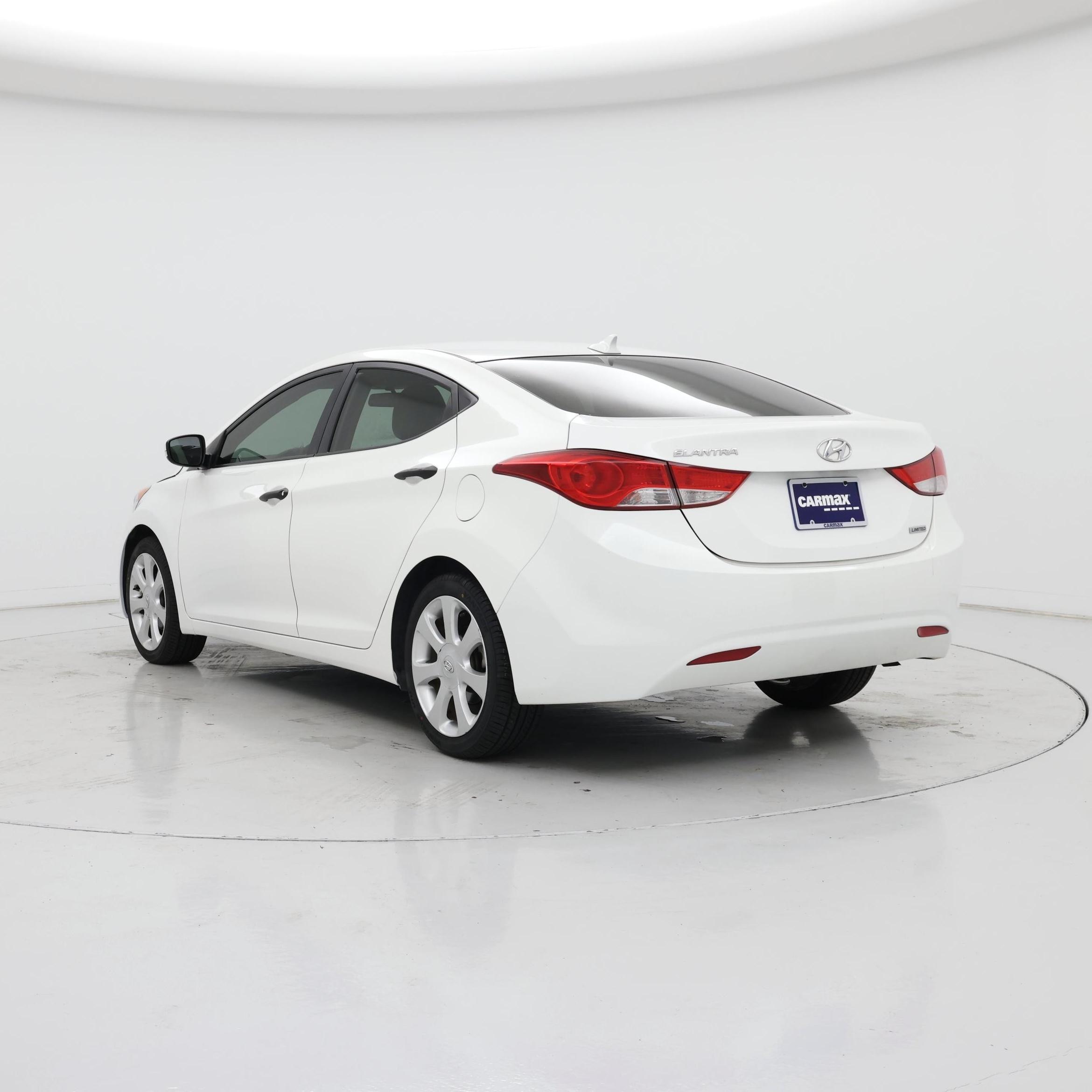Thumbnail: 2013 Hyundai Elantra - 2