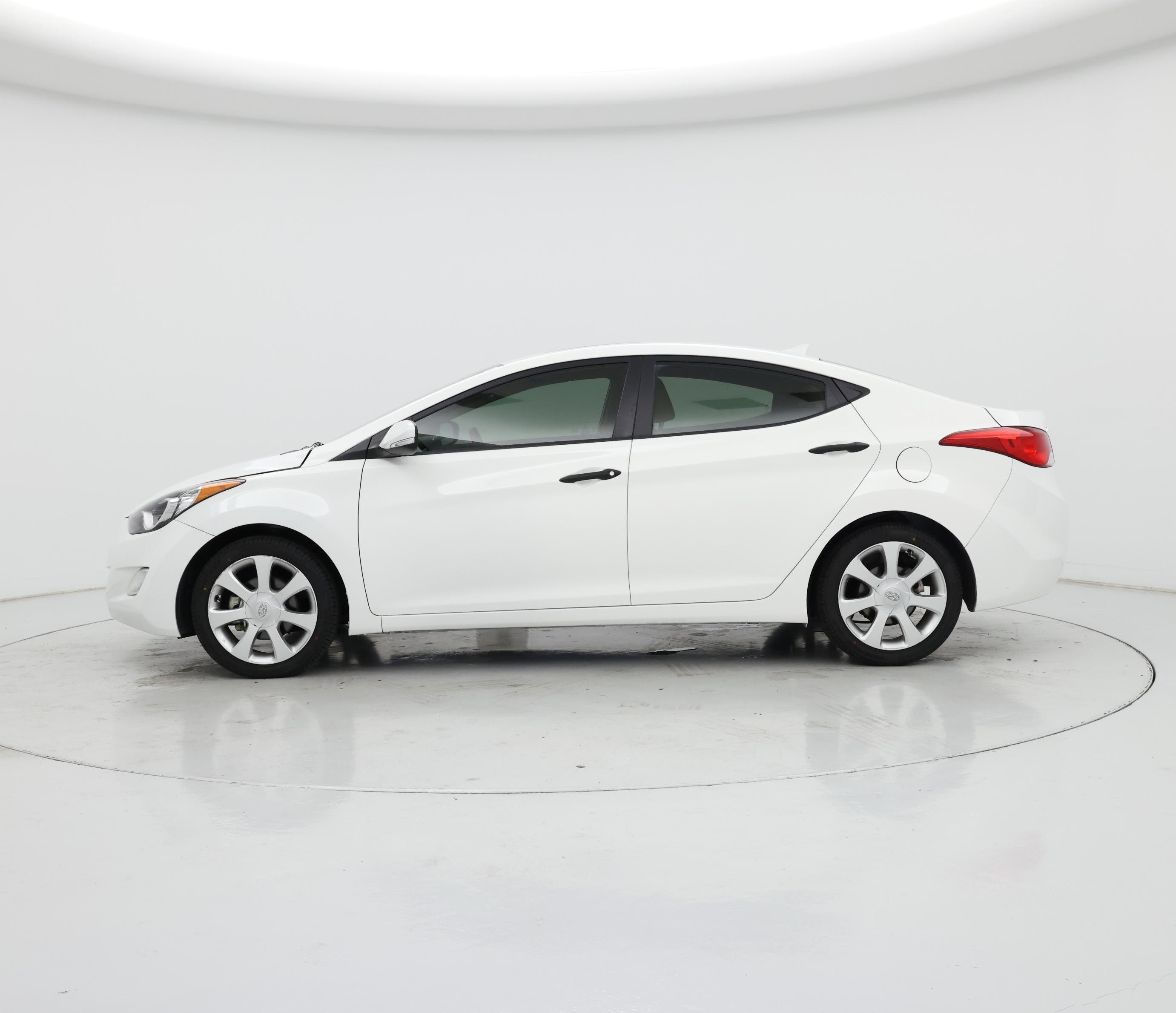 Thumbnail: 2013 Hyundai Elantra - 3