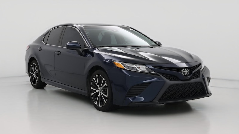 2019 Toyota Camry SE Hero Image
