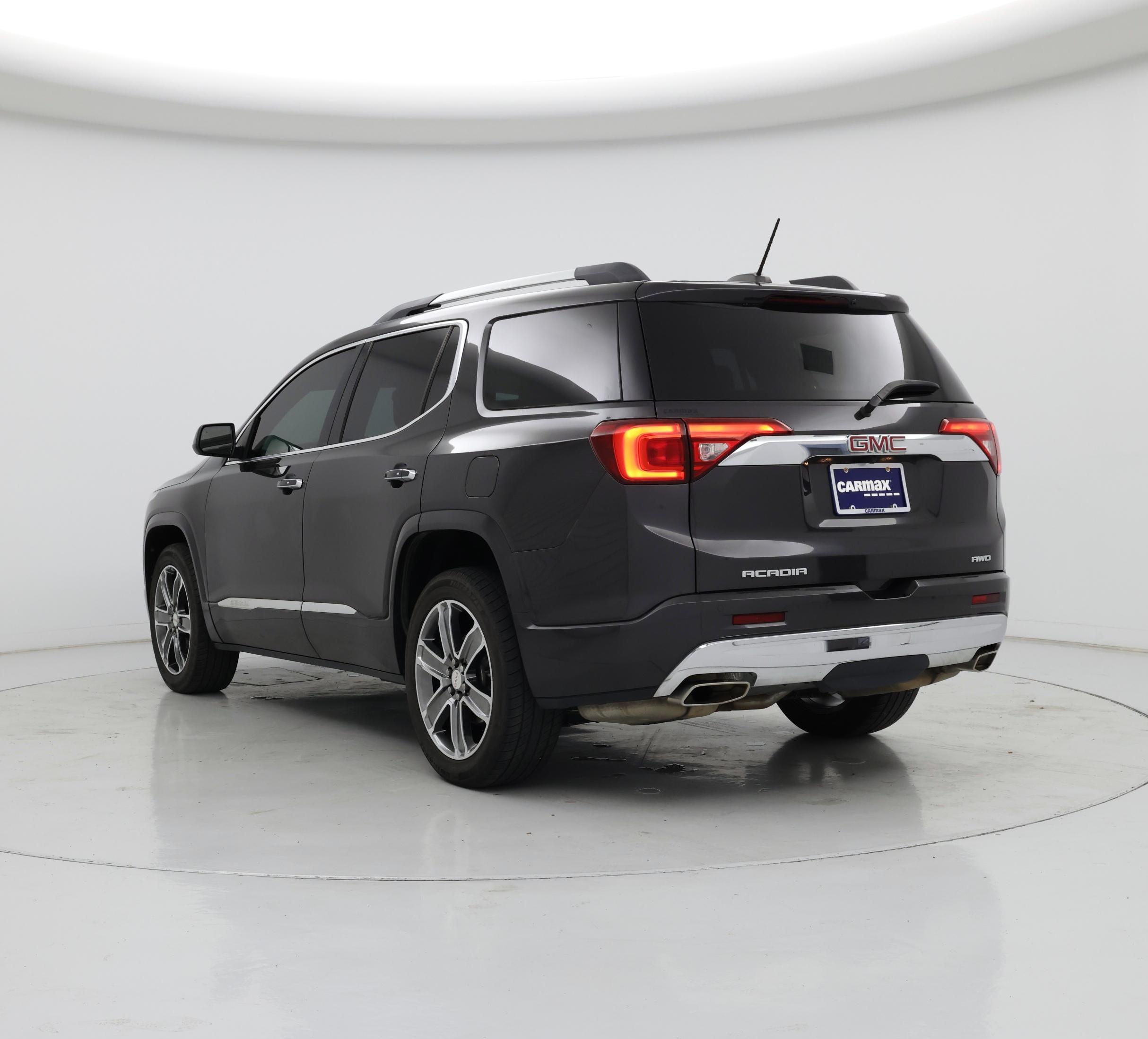 Thumbnail: 2017 GMC Acadia - 2