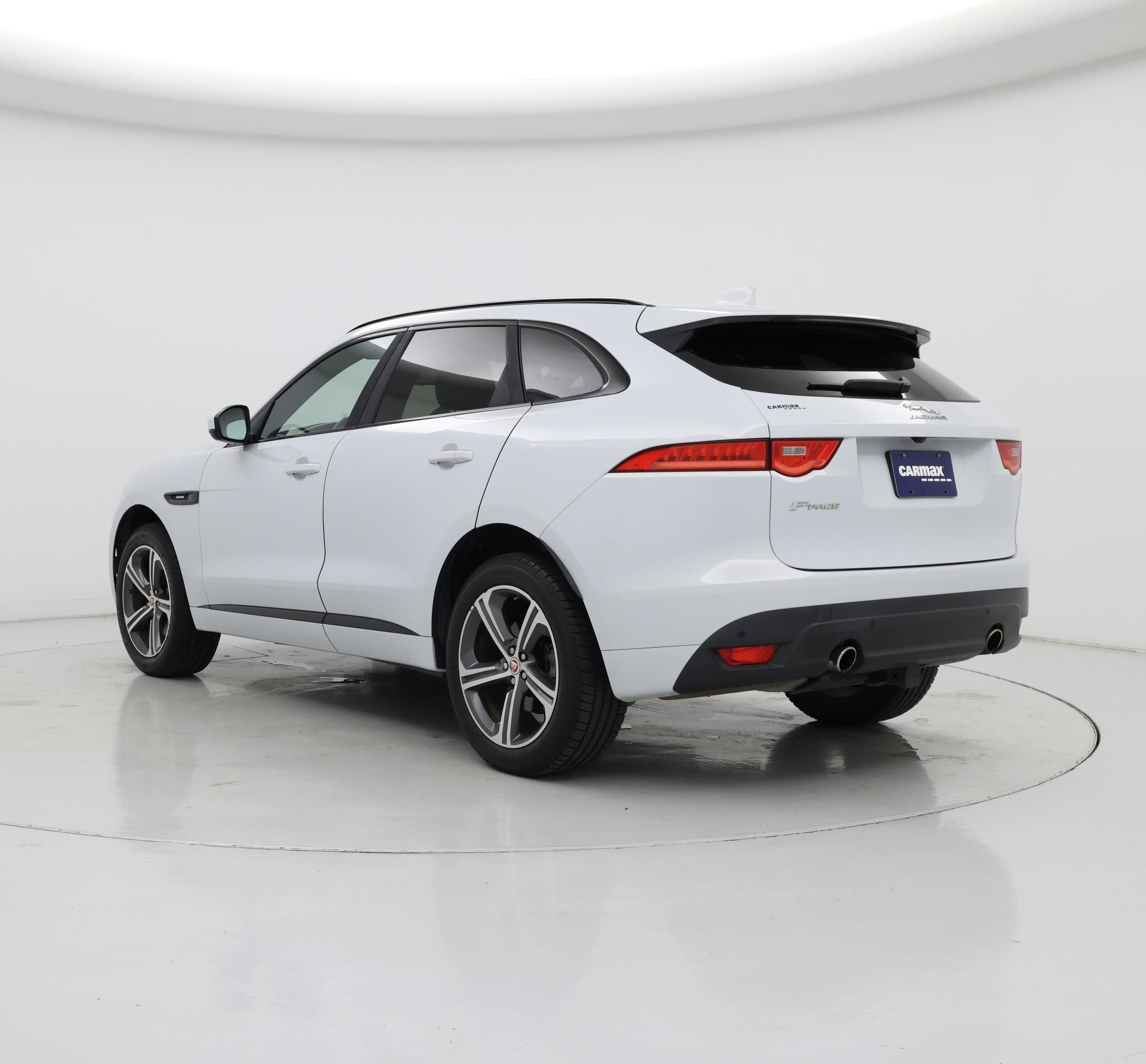 Thumbnail: 2018 Jaguar F-Pace - 2