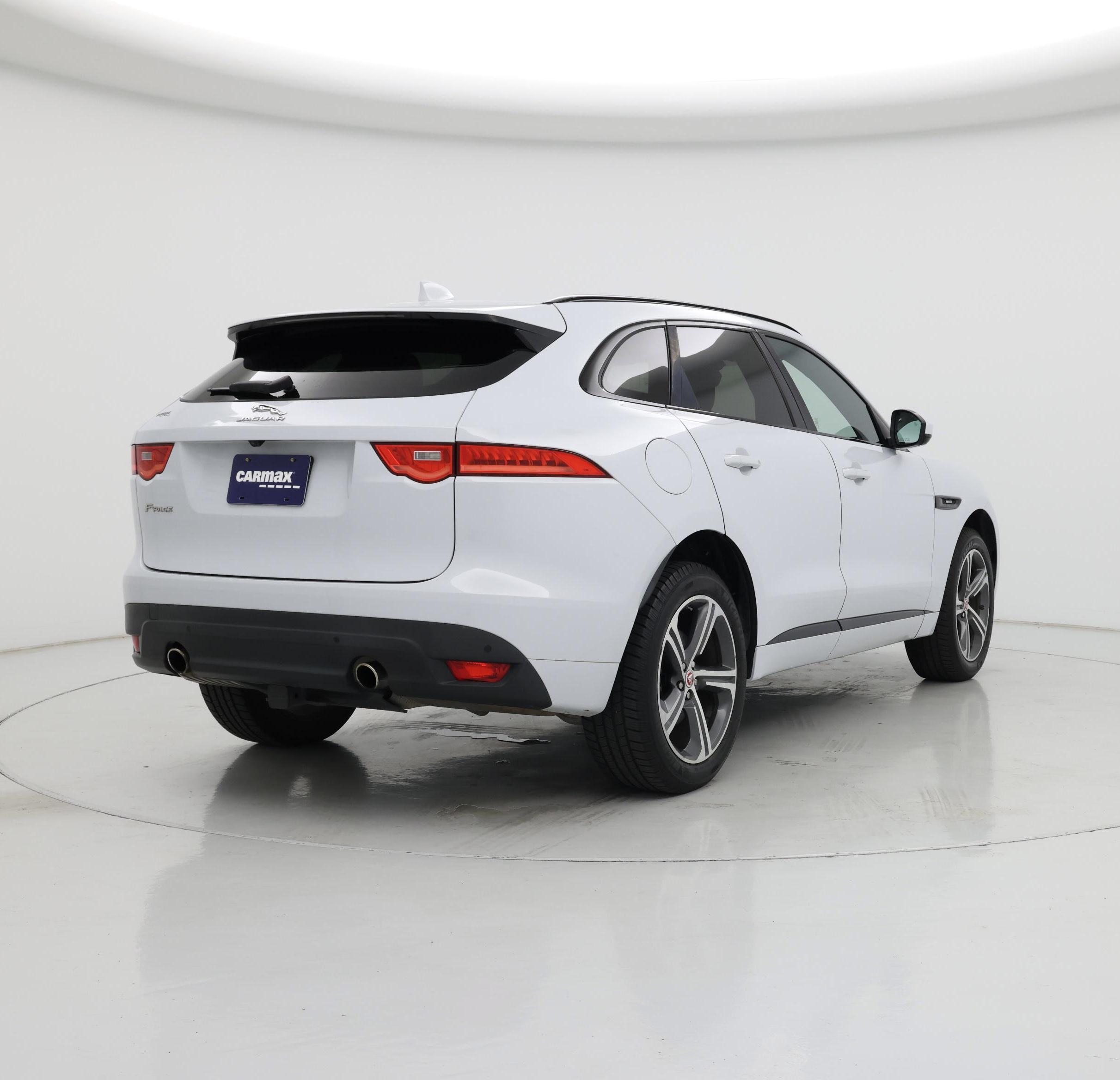Thumbnail: 2018 Jaguar F-Pace - 8