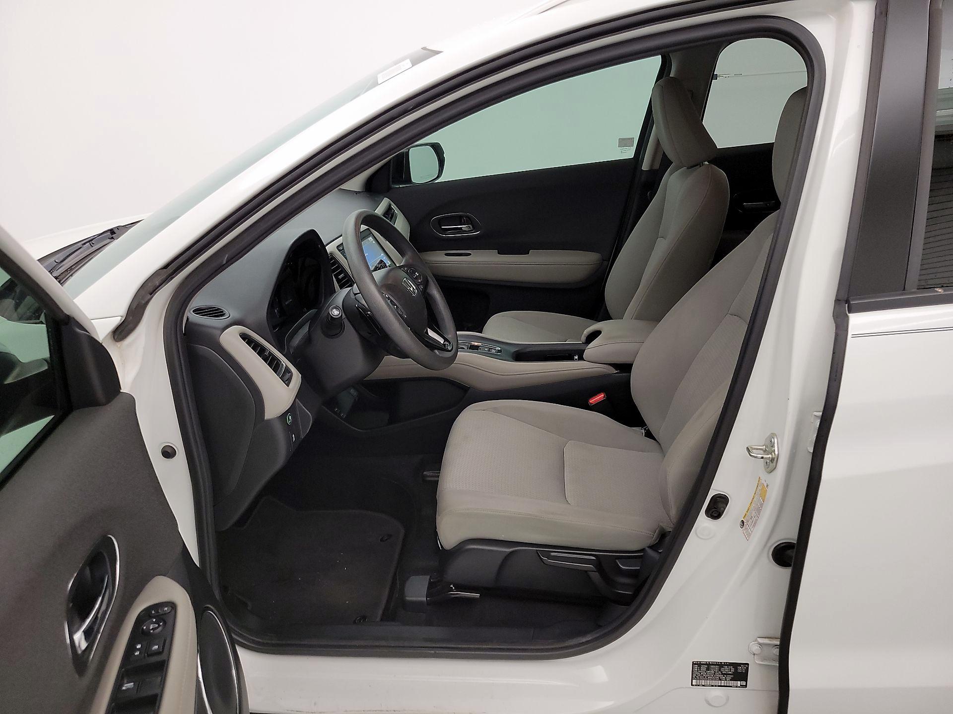 Thumbnail: 2019 Honda HR-V - 11