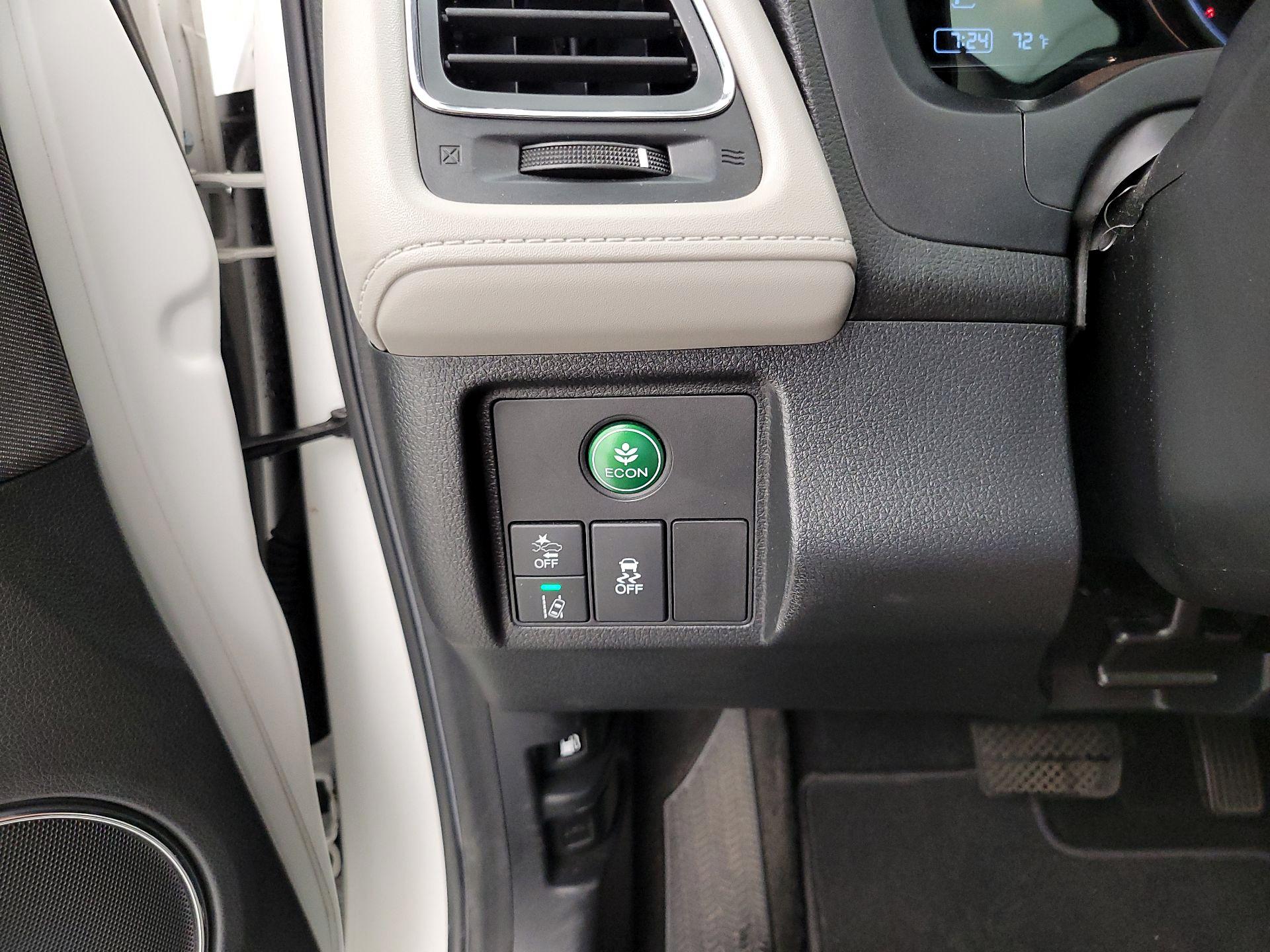 Thumbnail: 2019 Honda HR-V - 13