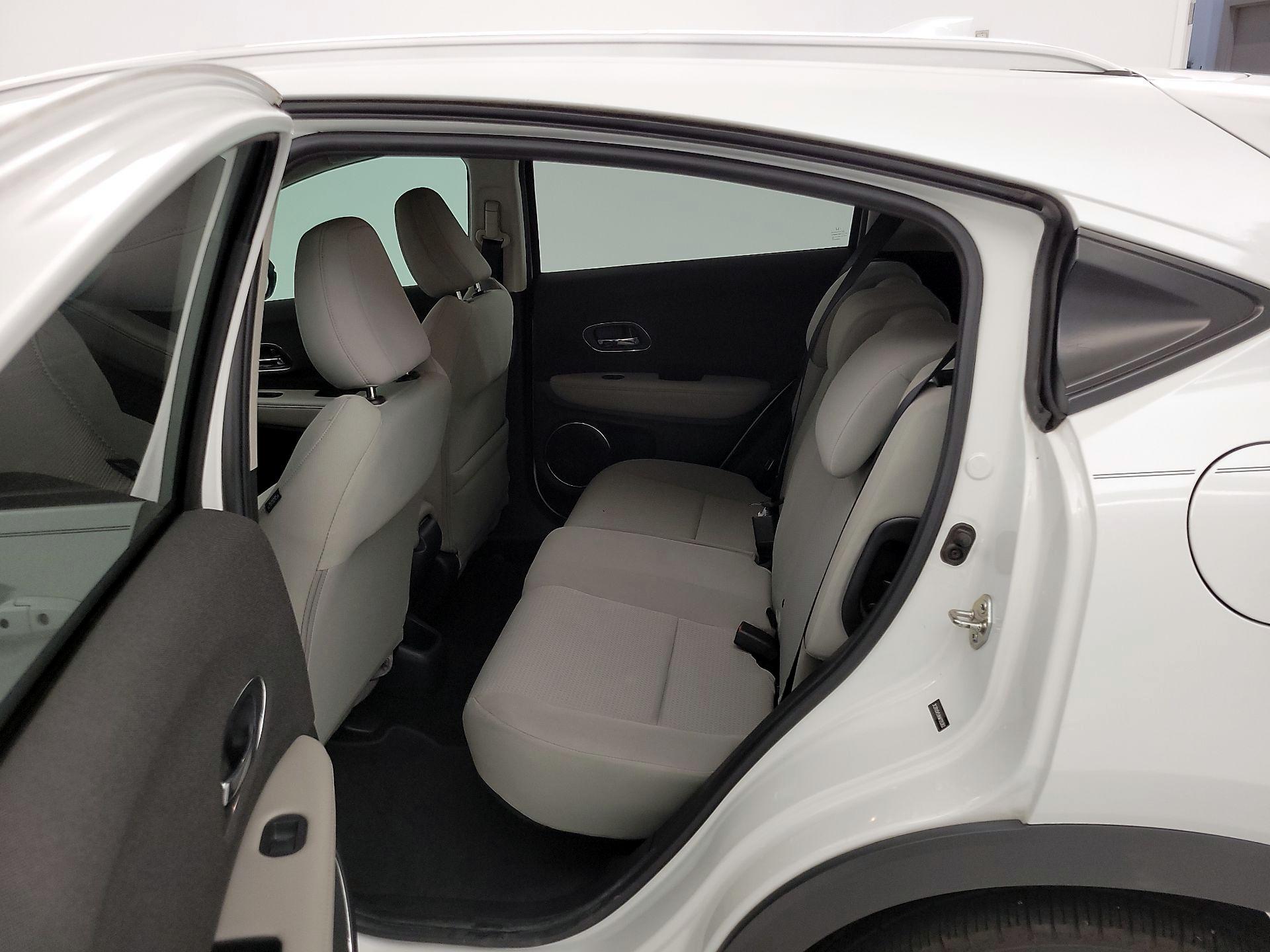 Thumbnail: 2019 Honda HR-V - 20