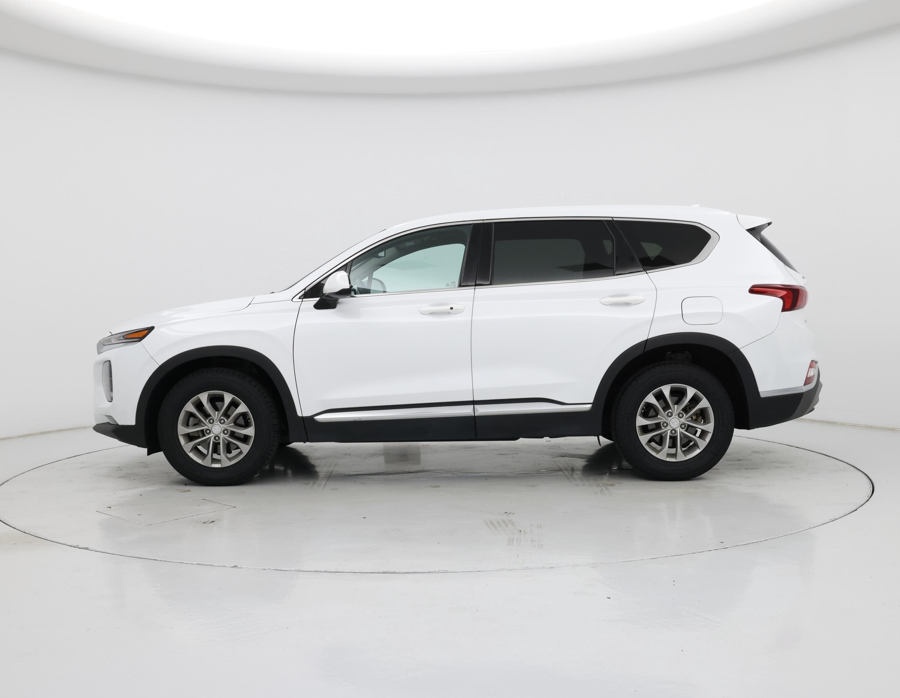 Thumbnail: 2019 Hyundai Santa Fe - 3