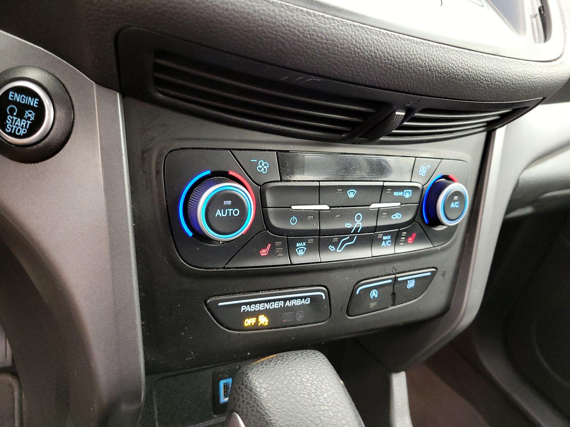 Thumbnail: 2019 Ford Escape - 16