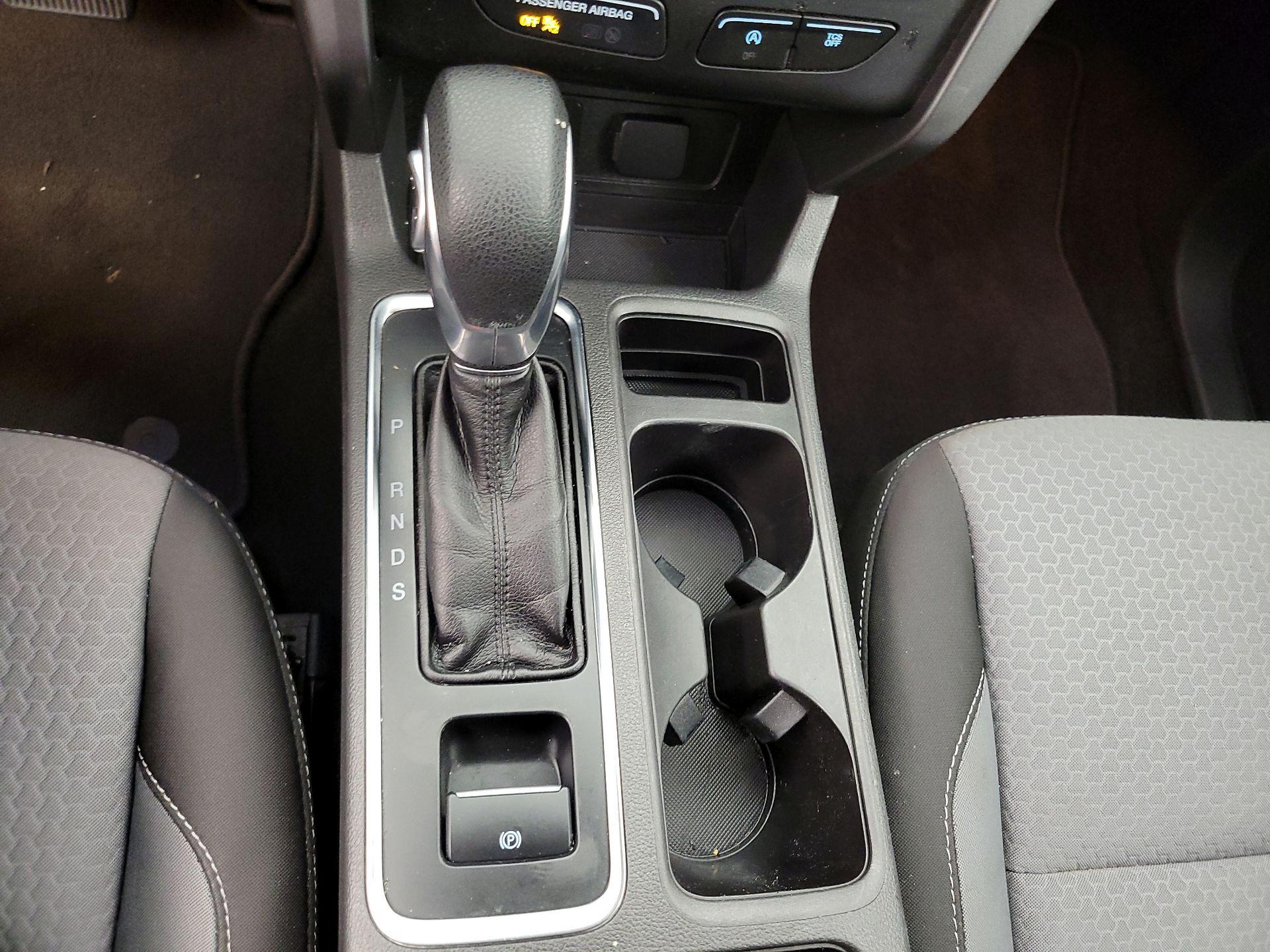 Thumbnail: 2019 Ford Escape - 17