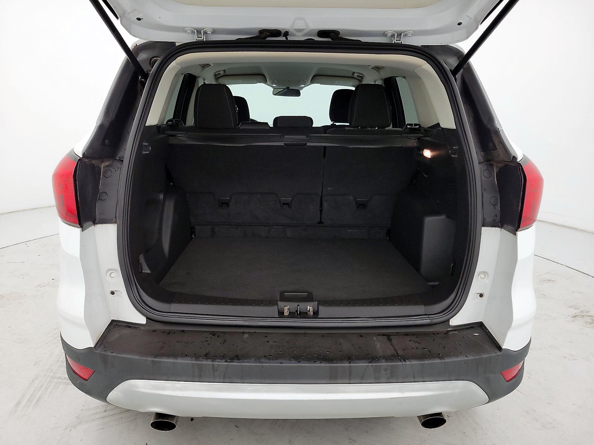 Thumbnail: 2019 Ford Escape - 20