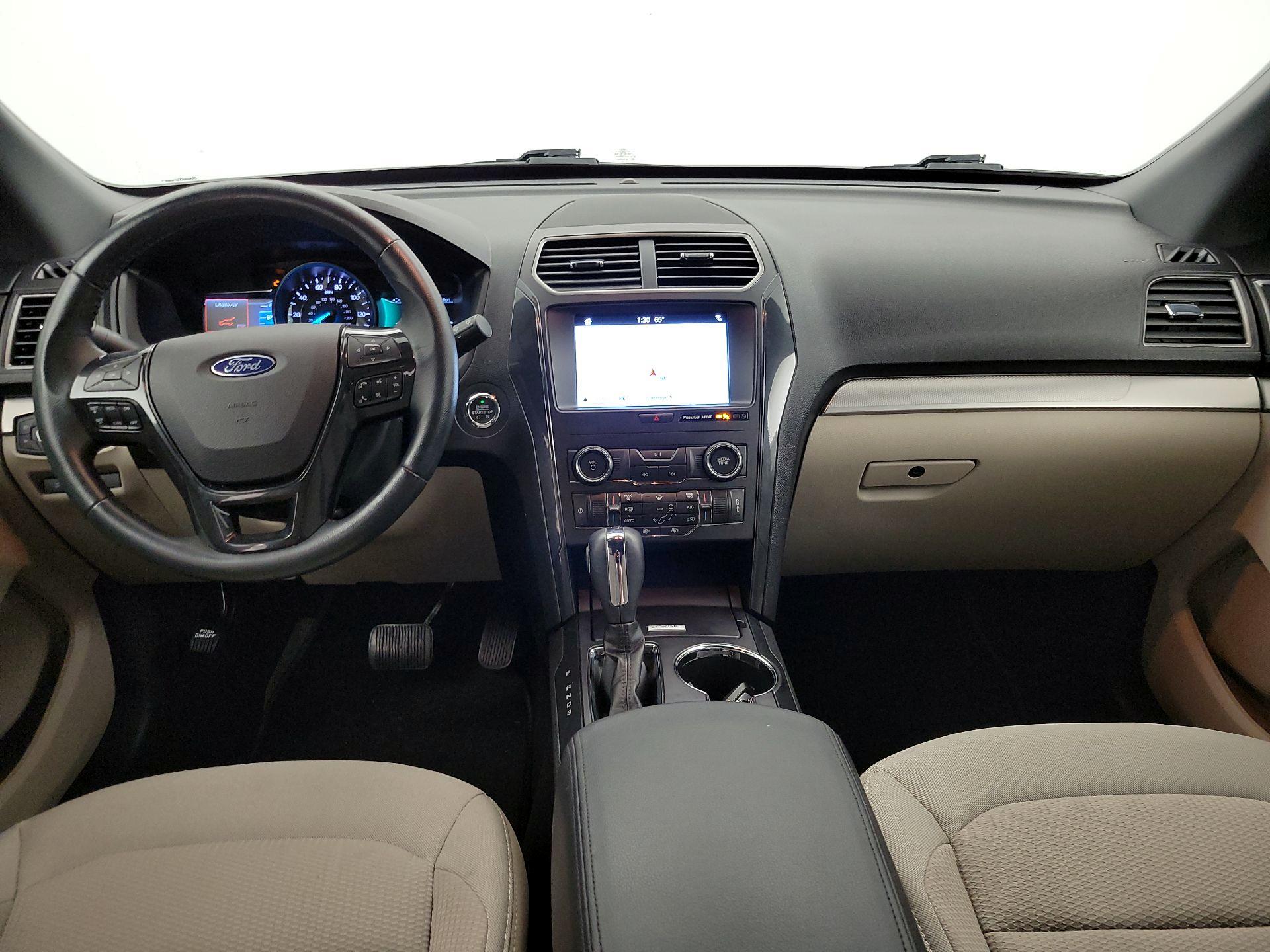 Thumbnail: 2019 Ford Explorer - 9