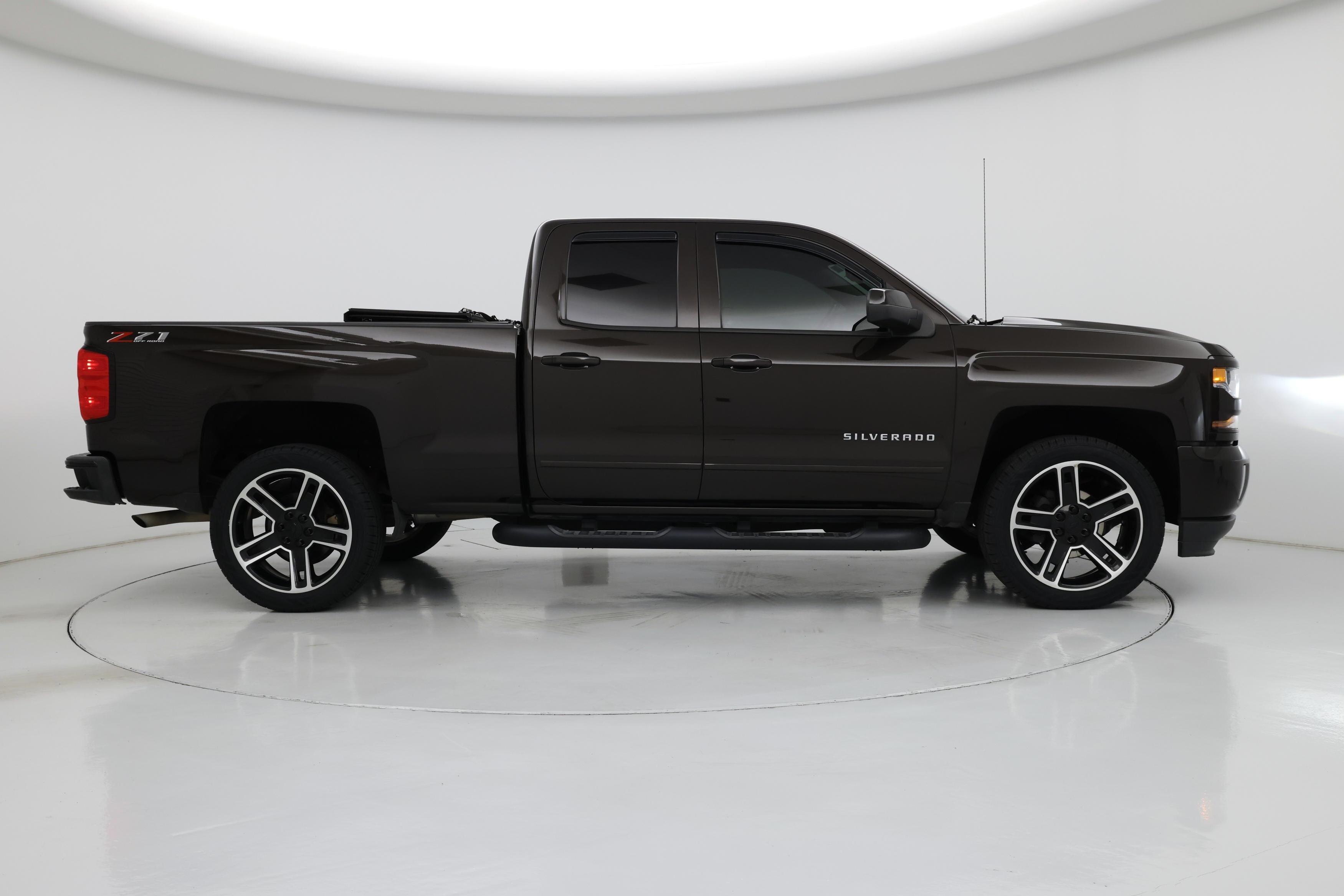 Thumbnail: 2019 Chevrolet Silverado 1500 - 7