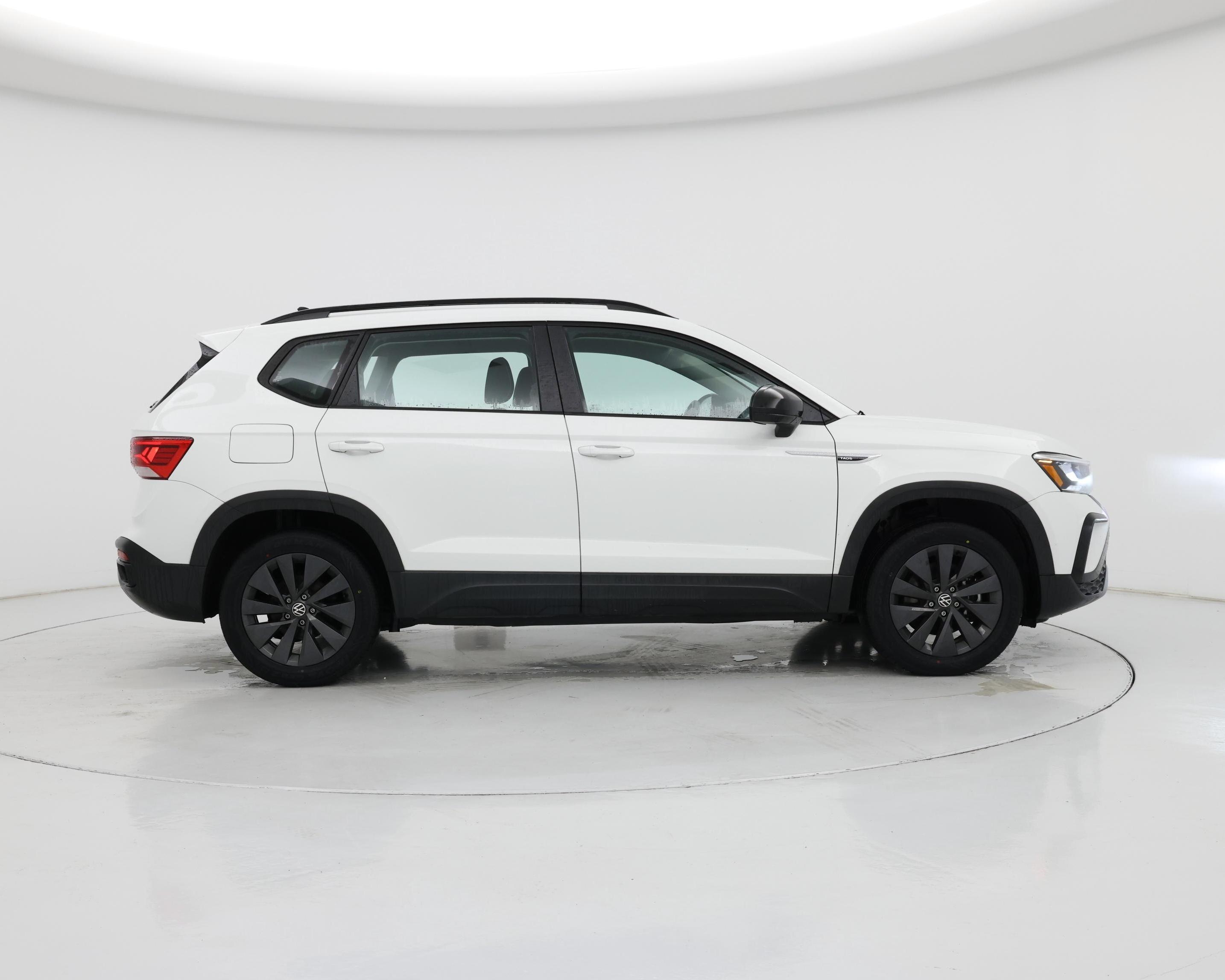 Thumbnail: 2022 Volkswagen Taos - 7