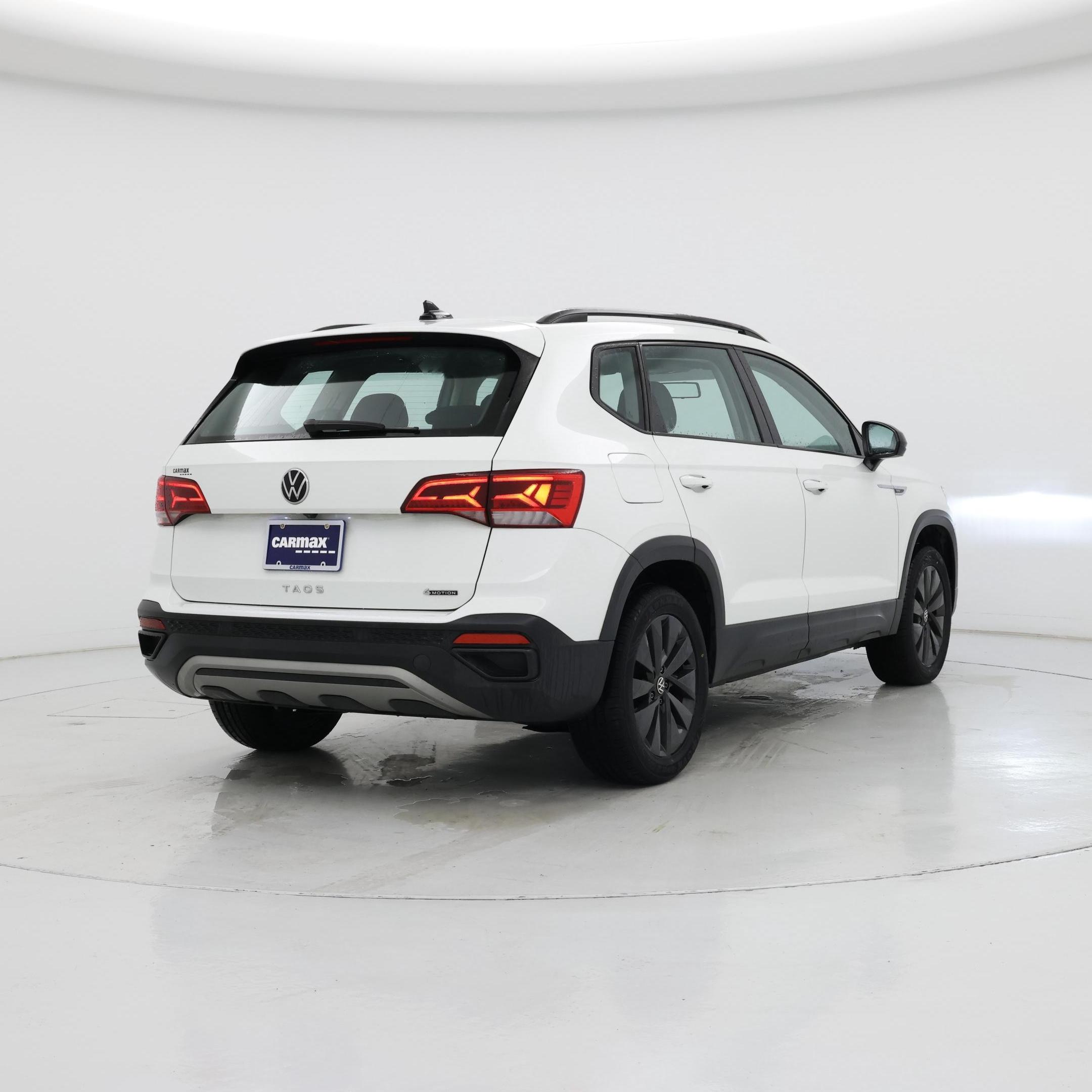 Thumbnail: 2022 Volkswagen Taos - 8