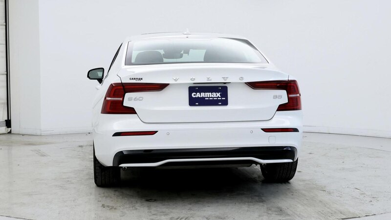 2024 Volvo S60 B5 Core 6