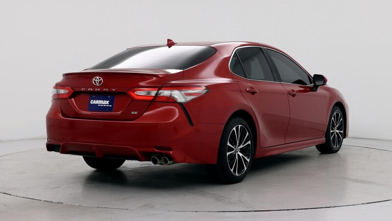 2019 Toyota Camry SE 8