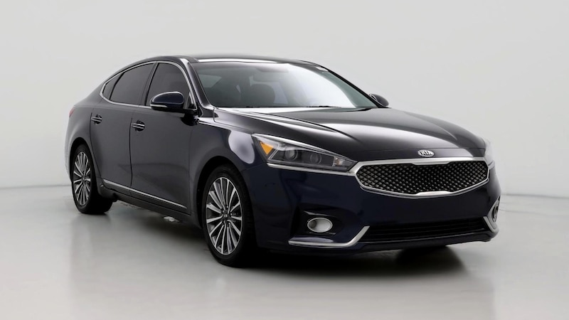 2017 Kia Cadenza Premium Hero Image