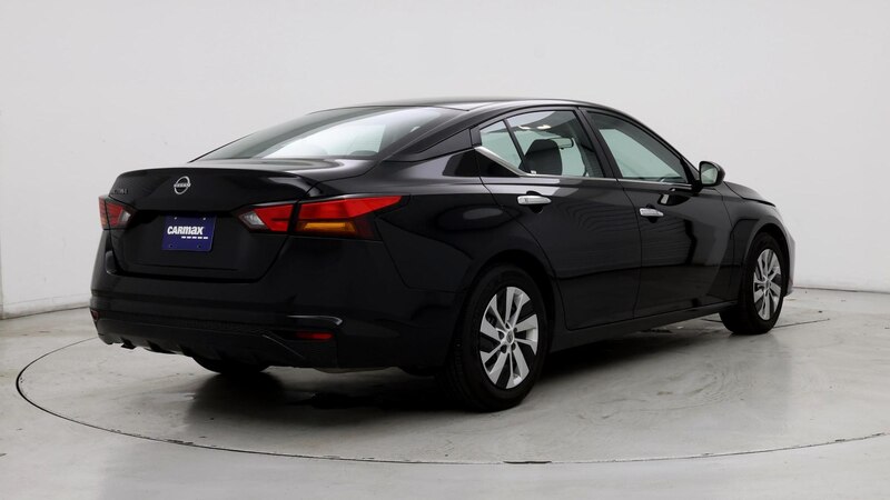 2024 Nissan Altima S 8