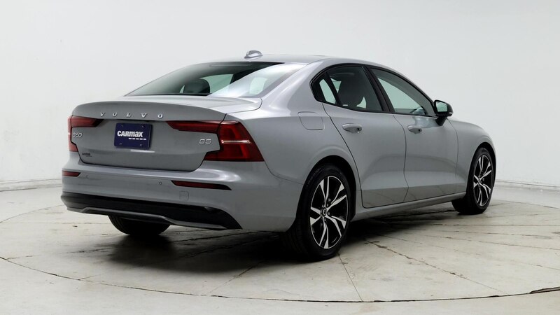 2024 Volvo S60 B5 Core 8