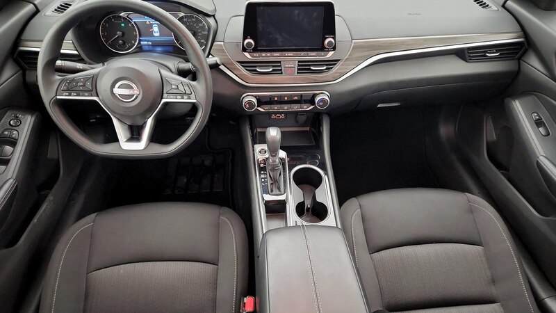 2024 Nissan Altima SV 9