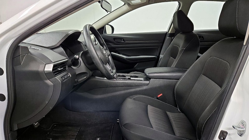 2024 Nissan Altima S 11