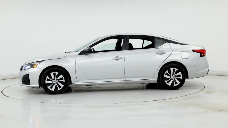 2024 Nissan Altima S 3