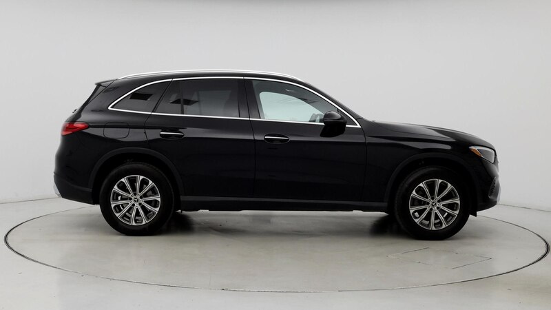 2024 Mercedes-Benz GLC 300 7