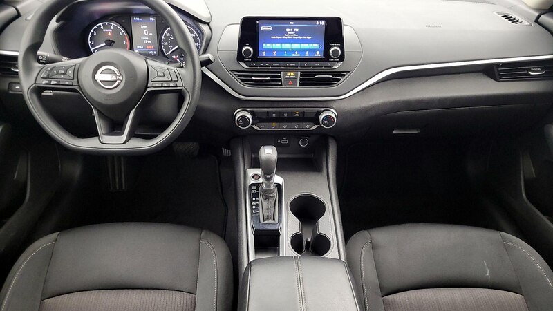 2024 Nissan Altima S 9