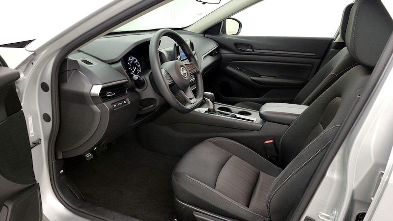 2024 Nissan Altima S 11