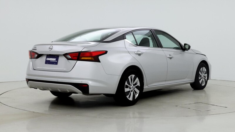 2024 Nissan Altima S 8