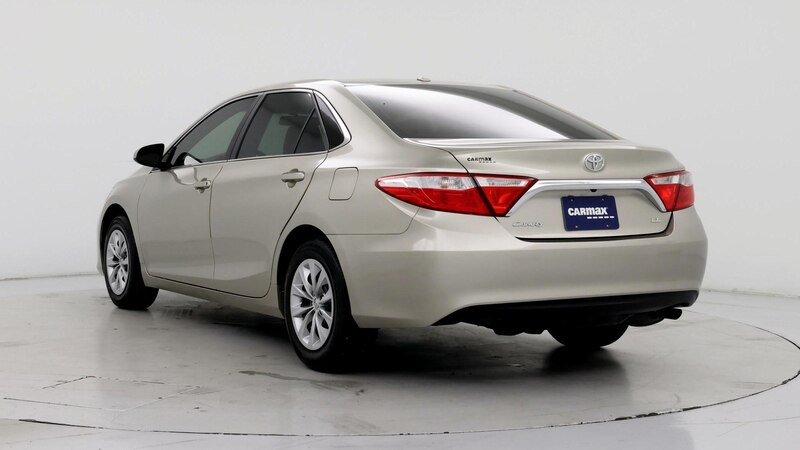 2015 Toyota Camry LE 2