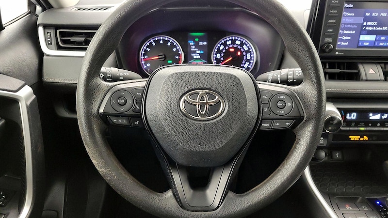 2021 Toyota RAV4 XLE 10