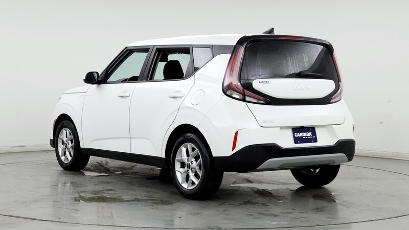 2023 Kia Soul LX 2