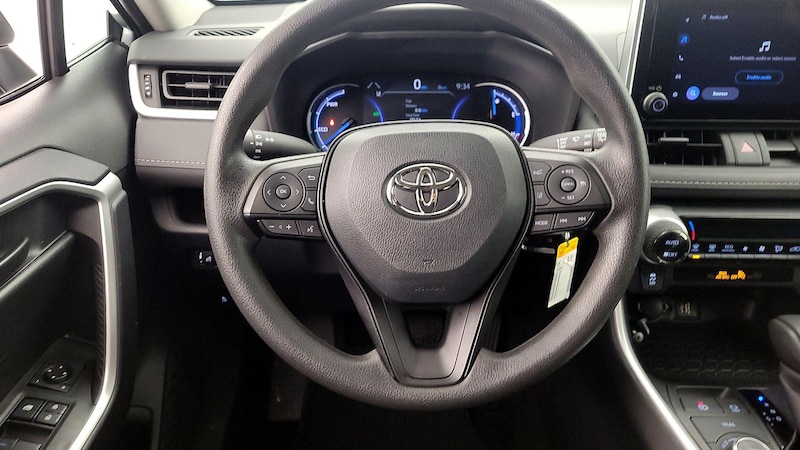 2024 Toyota RAV4 LE 10