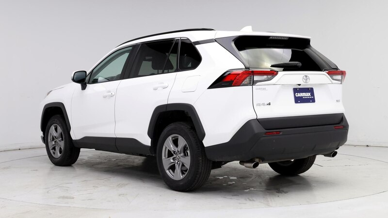 2024 Toyota RAV4 XLE 2