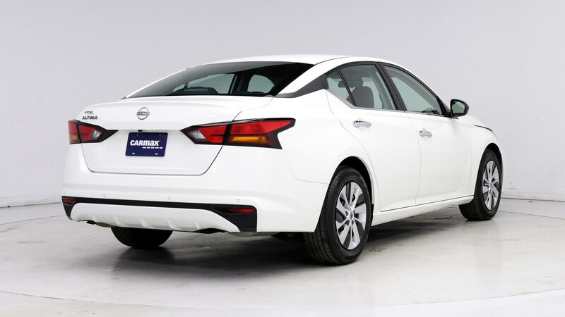 2024 Nissan Altima S 8