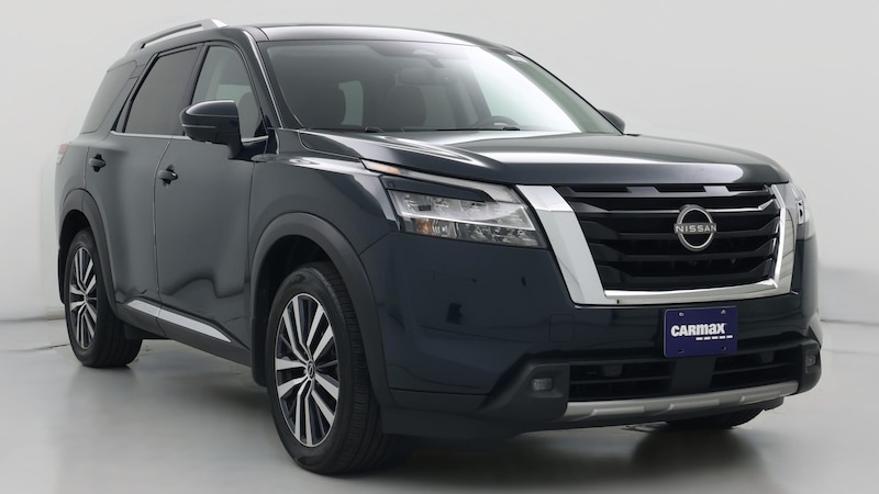 2022 Nissan Pathfinder Platinum Hero Image