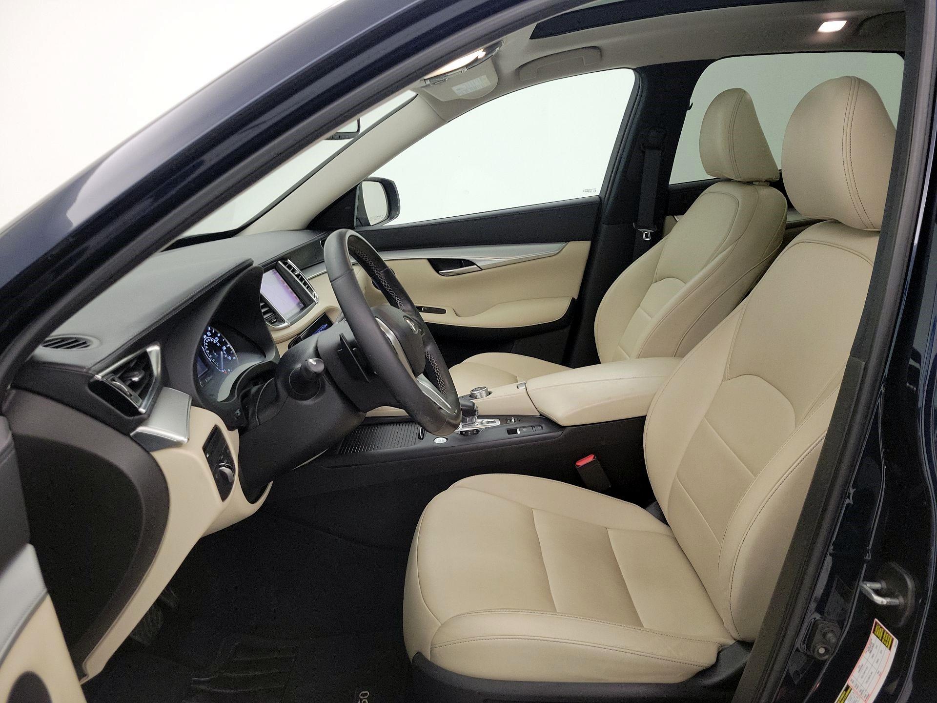 Thumbnail: 2019 INFINITI QX50 - 9