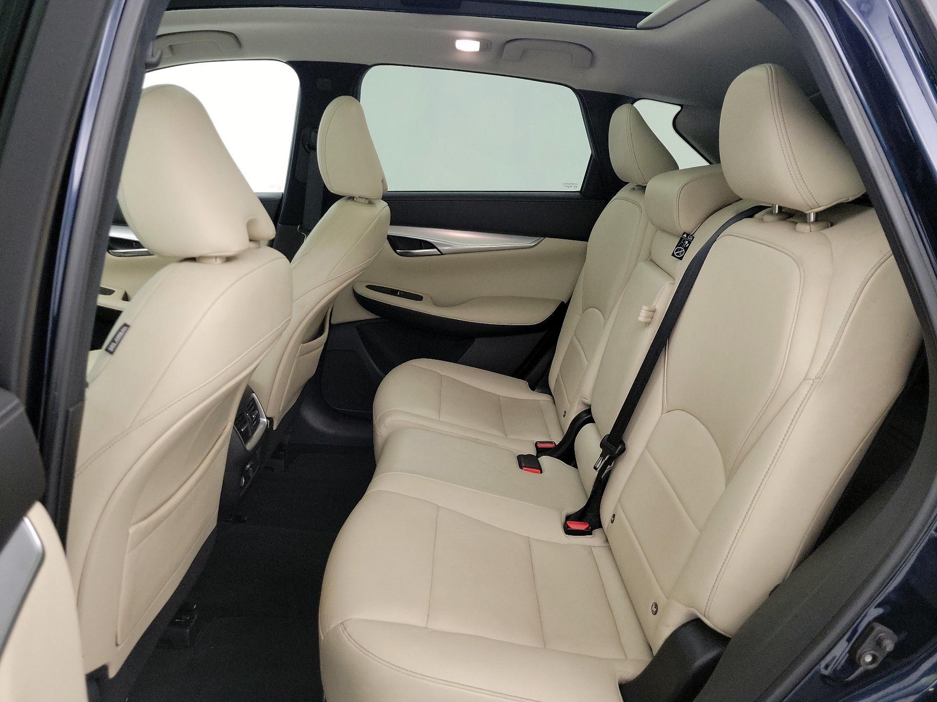 Thumbnail: 2019 INFINITI QX50 - 19