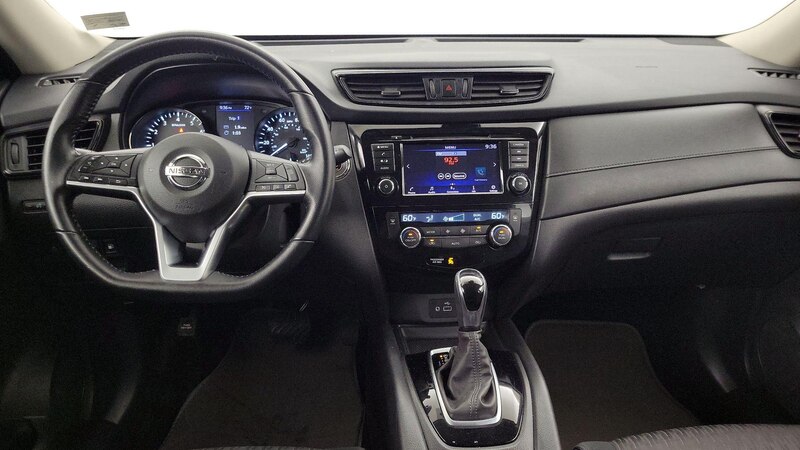 2020 Nissan Rogue SV 9