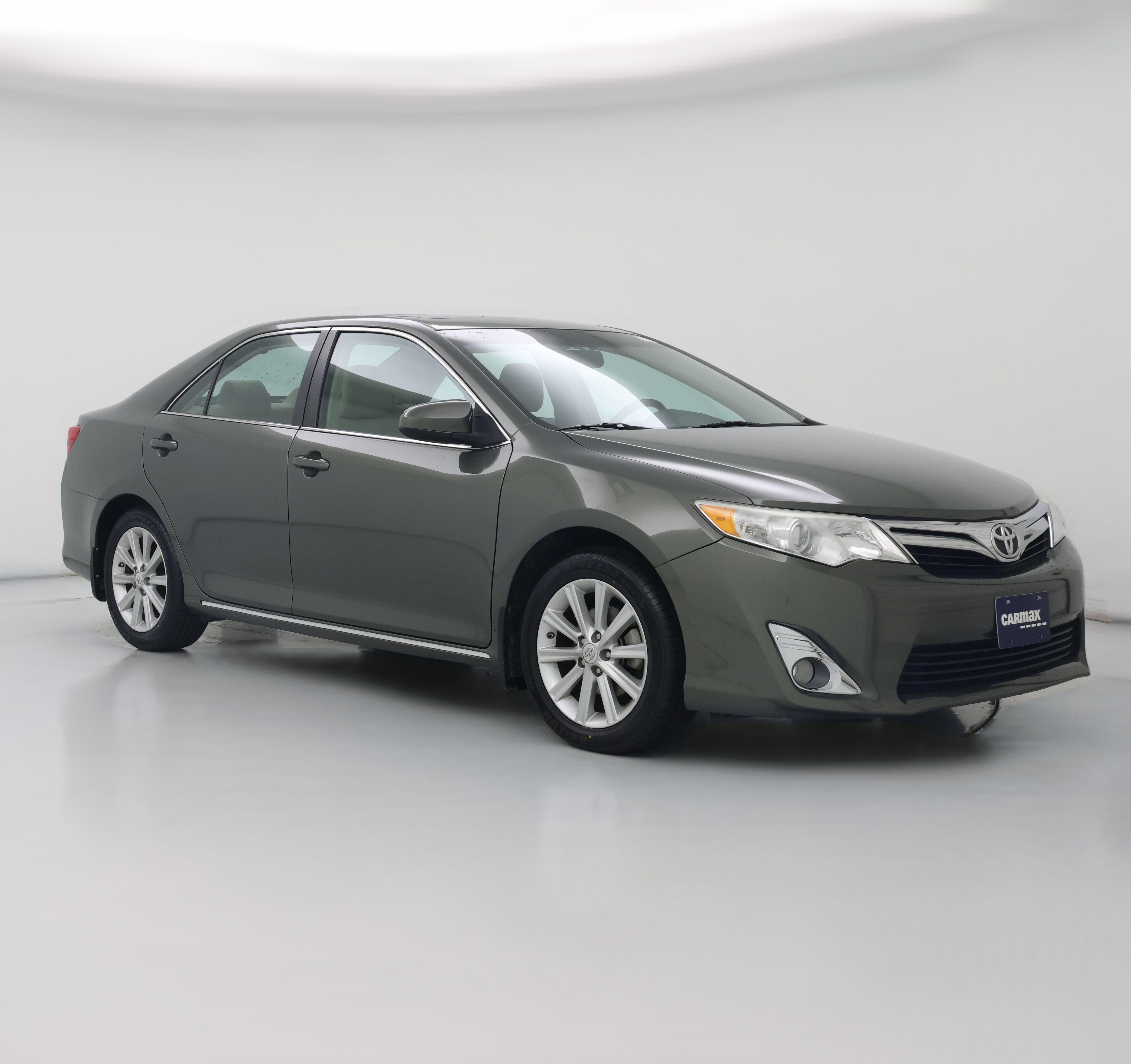 Thumbnail: 2013 Toyota Camry - 1