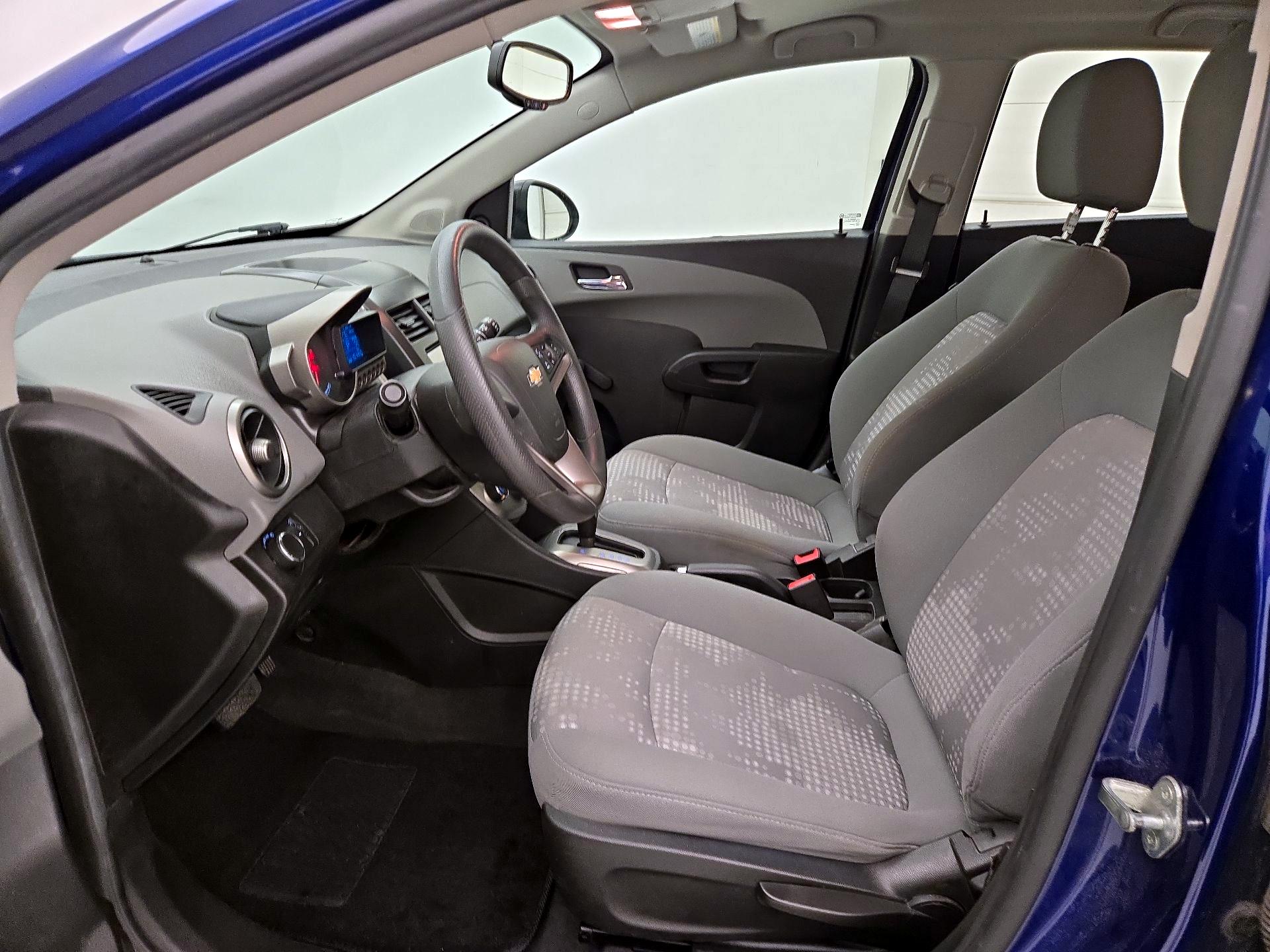 Thumbnail: 2014 Chevrolet Sonic - 11