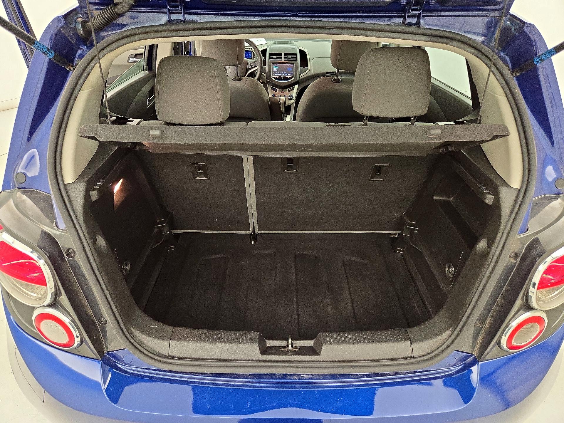 Thumbnail: 2014 Chevrolet Sonic - 18