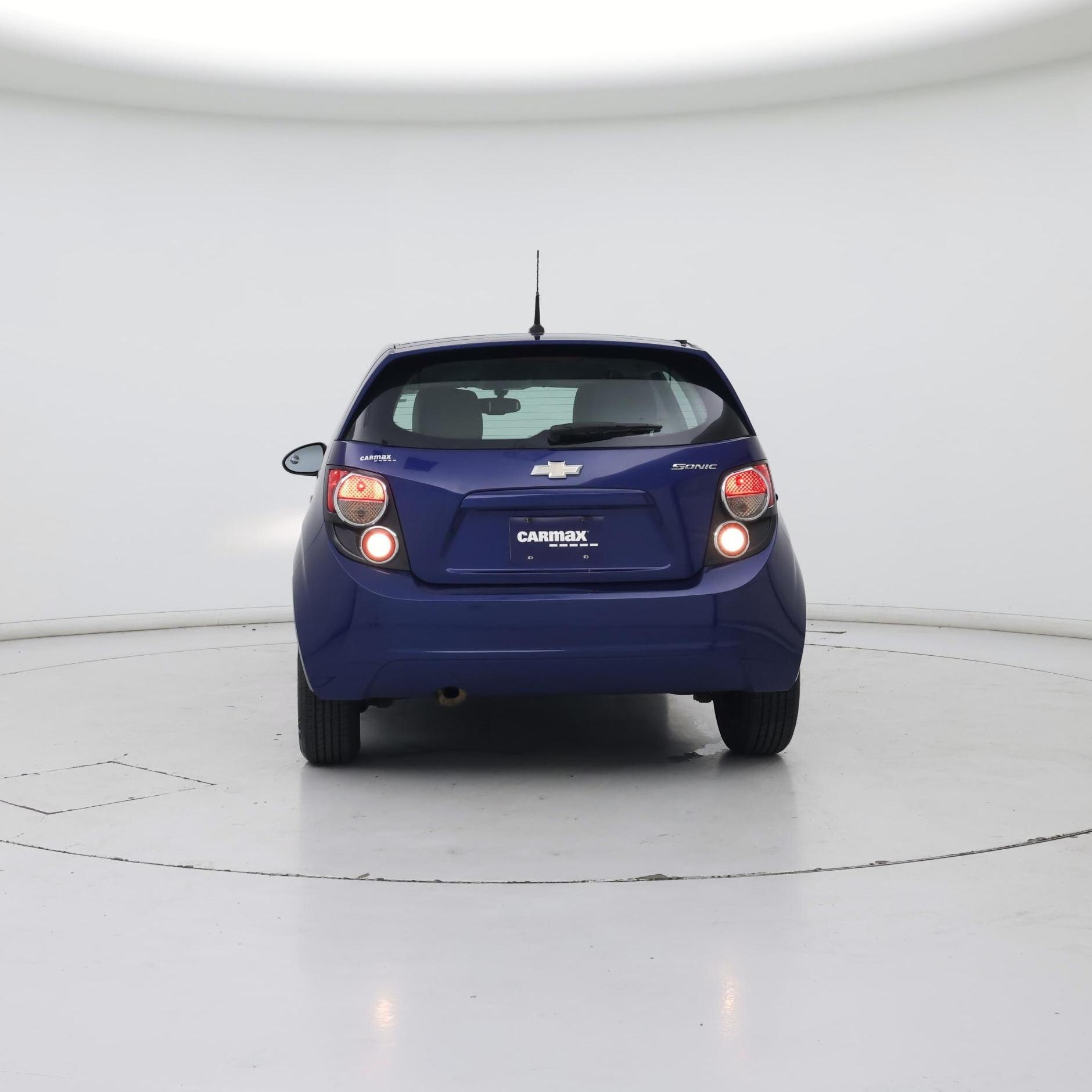 Thumbnail: 2014 Chevrolet Sonic - 6