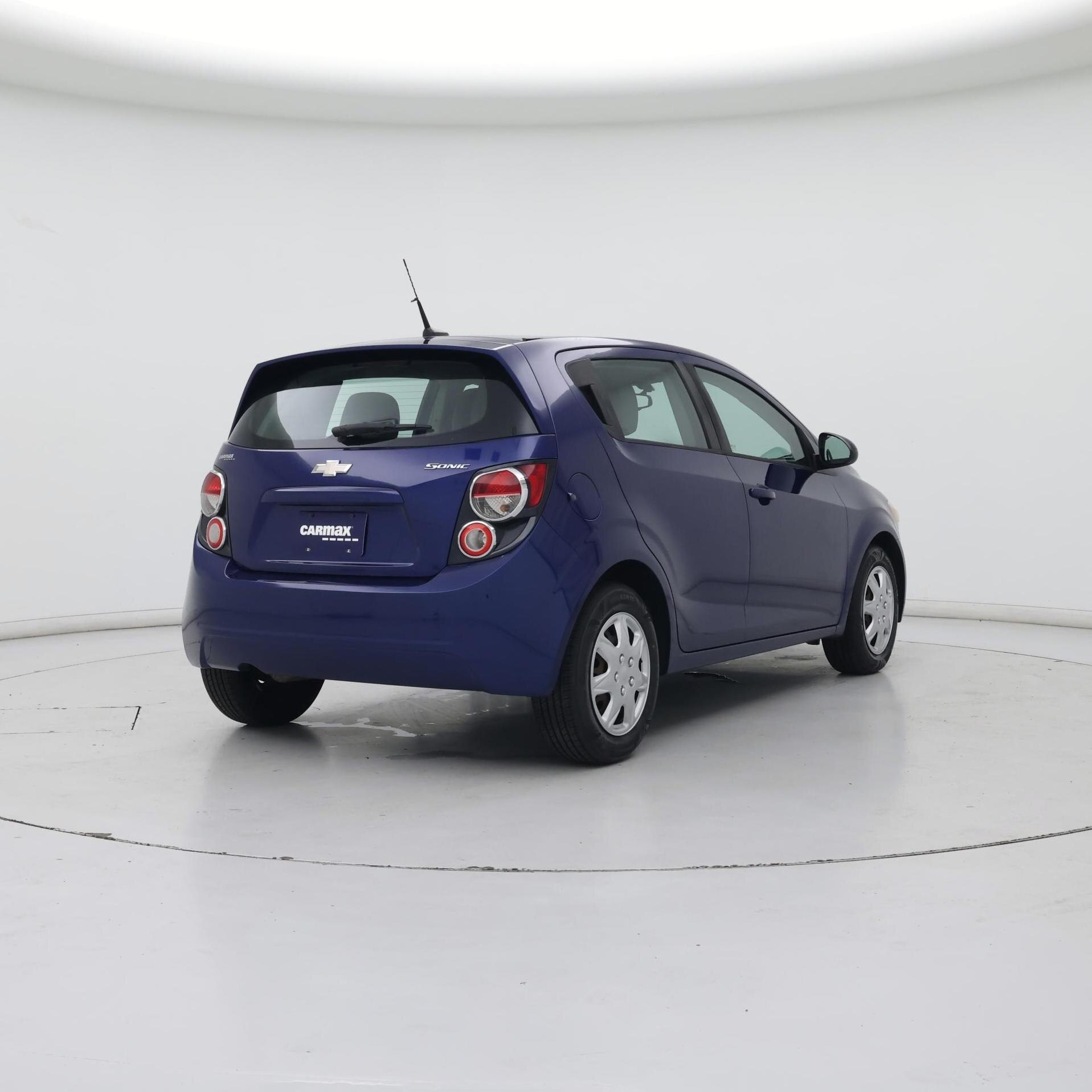 Thumbnail: 2014 Chevrolet Sonic - 8